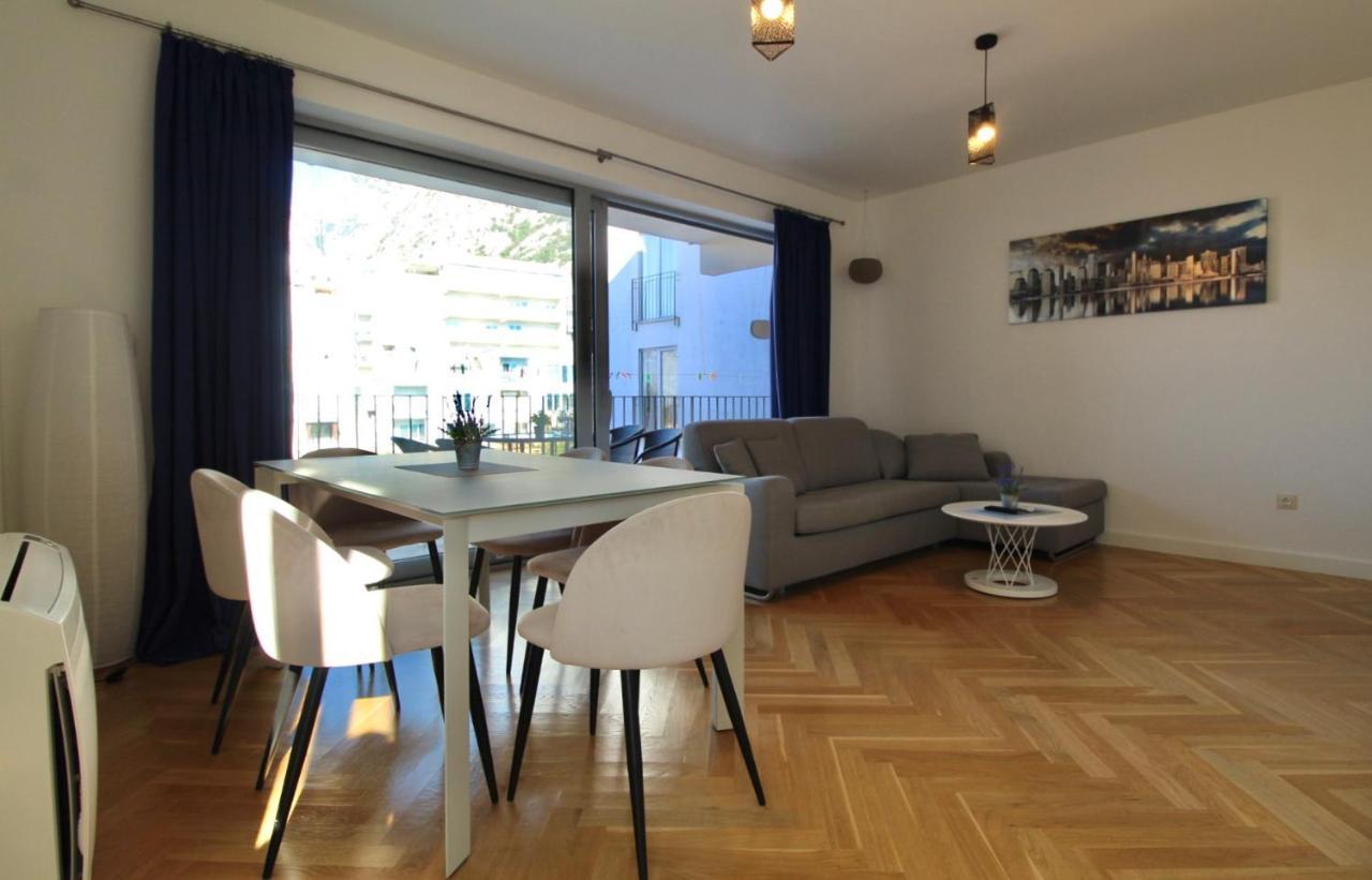 2Bd New Dobrota Apt With Bay Views Kotor Exterior foto